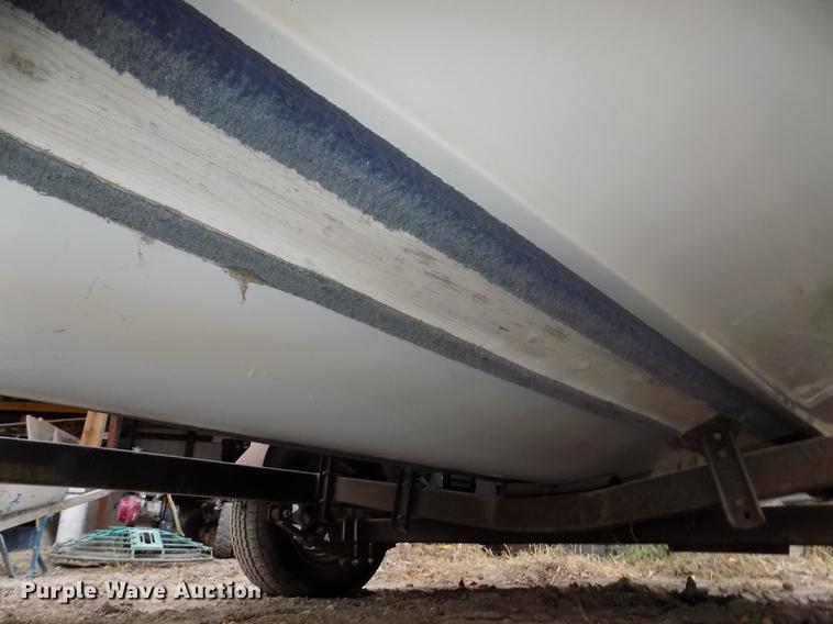 image for item DB8508 1988 Larson Citation DC175 boat