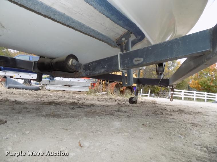 image for item DB8508 1988 Larson Citation DC175 boat