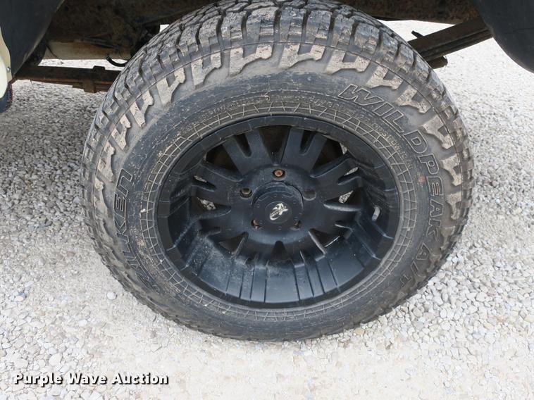 image for item DB8954 1987 Ford F150 XLT Lariat pickup truck