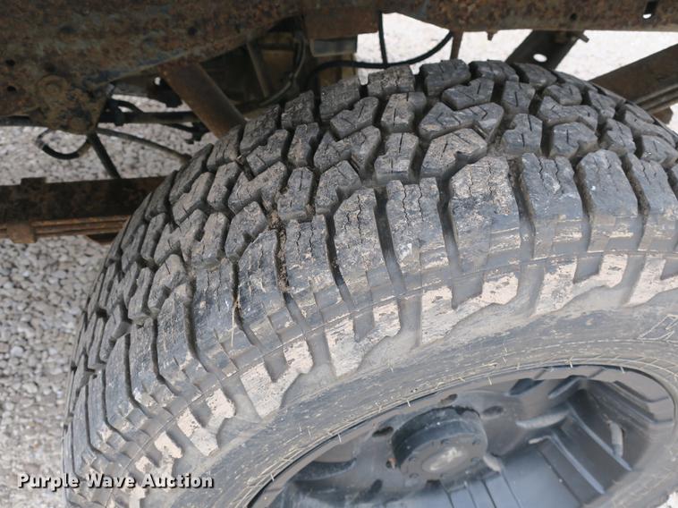 image for item DB8954 1987 Ford F150 XLT Lariat pickup truck