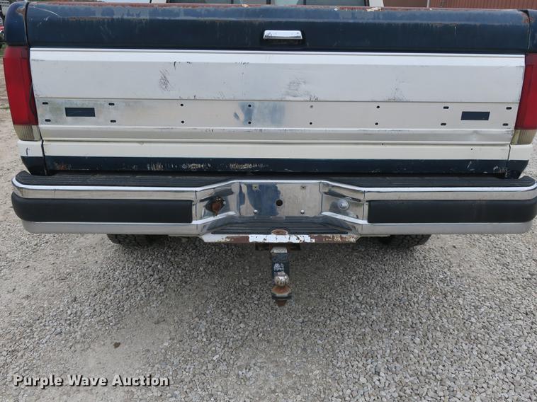 image for item DB8954 1987 Ford F150 XLT Lariat pickup truck