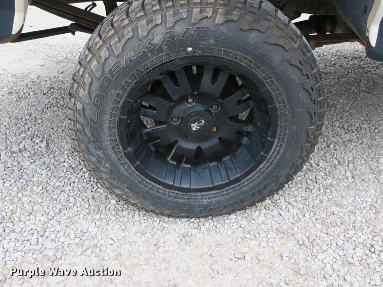 image for item DB8954 1987 Ford F150 XLT Lariat pickup truck