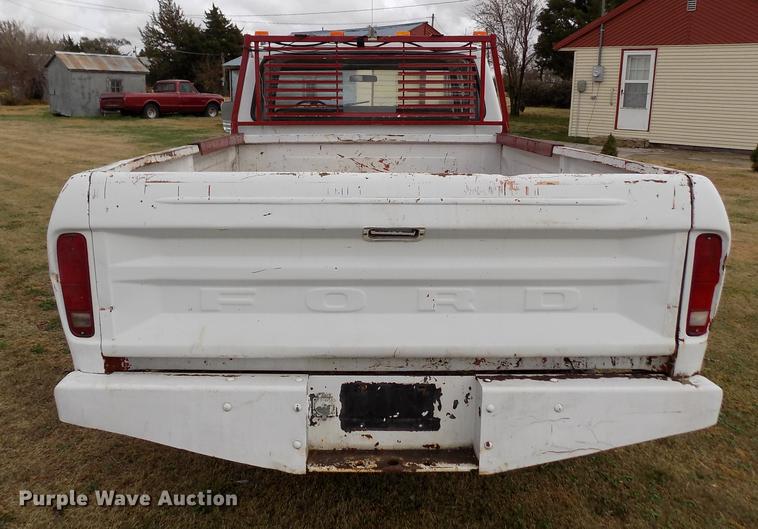 image for item DB9042 1979 Ford F250 Custom Ext. Cab pickup truck