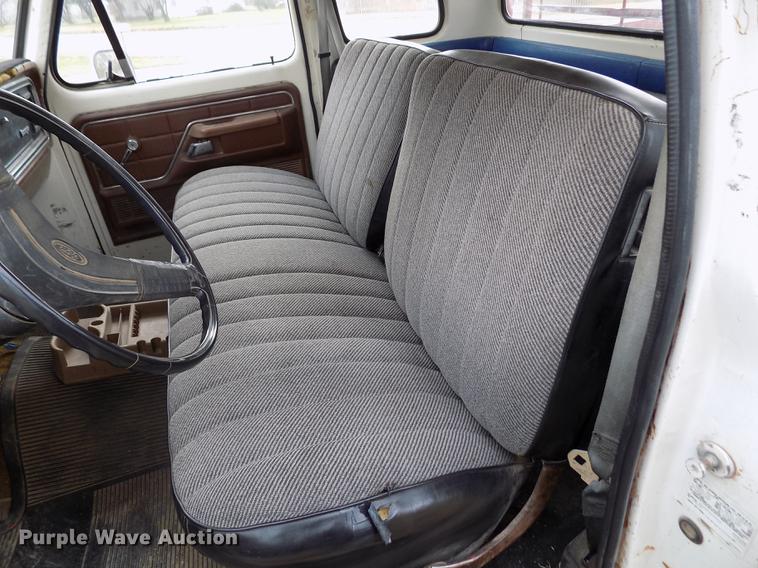 image for item DB9042 1979 Ford F250 Custom Ext. Cab pickup truck