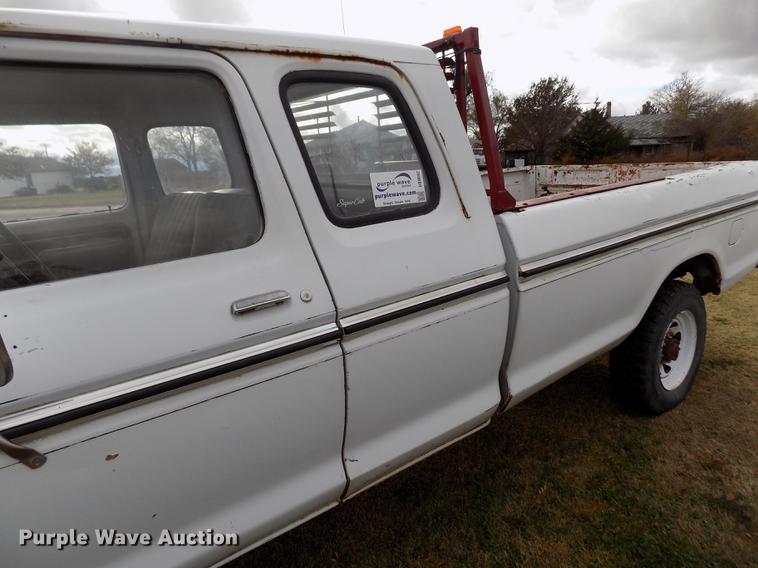 image for item DB9042 1979 Ford F250 Custom Ext. Cab pickup truck