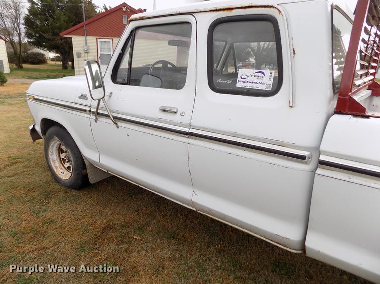 image for item DB9042 1979 Ford F250 Custom Ext. Cab pickup truck