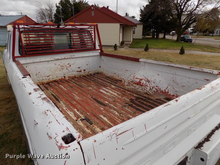 image for item DB9042 1979 Ford F250 Custom Ext. Cab pickup truck