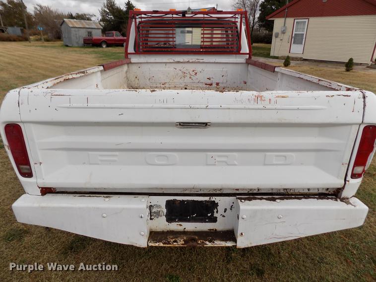 image for item DB9042 1979 Ford F250 Custom Ext. Cab pickup truck