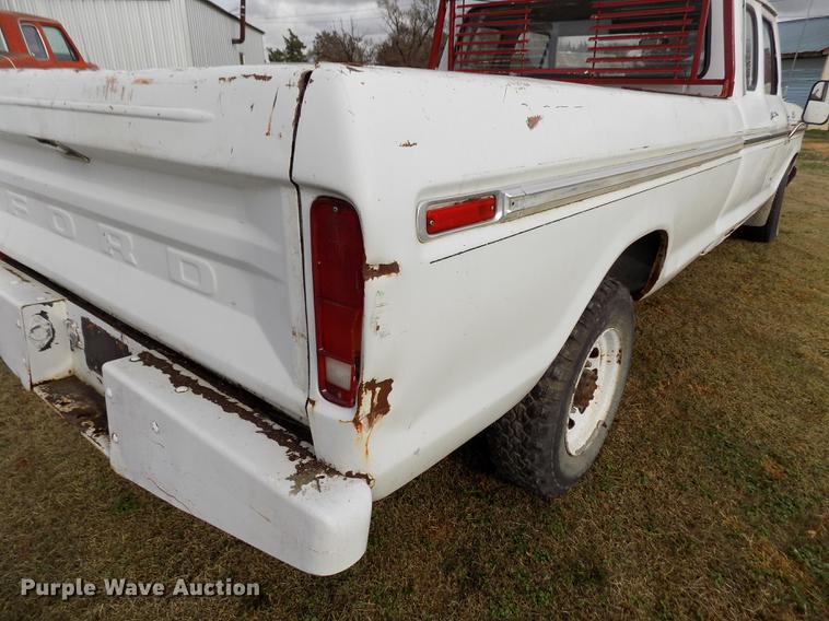 image for item DB9042 1979 Ford F250 Custom Ext. Cab pickup truck