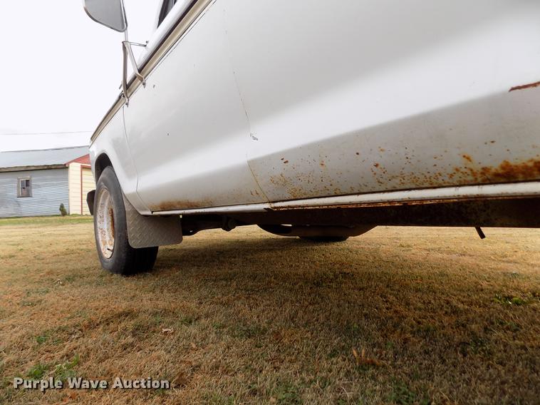 image for item DB9042 1979 Ford F250 Custom Ext. Cab pickup truck