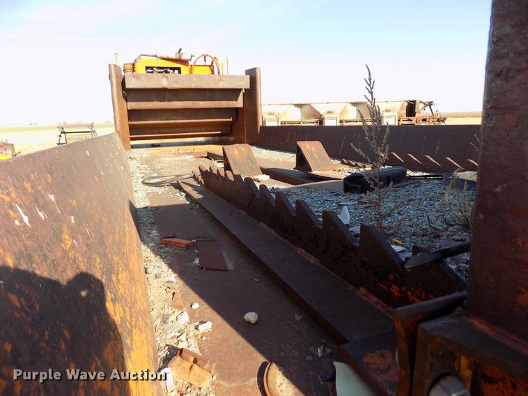 image for item DB9053 Al-jon car crusher