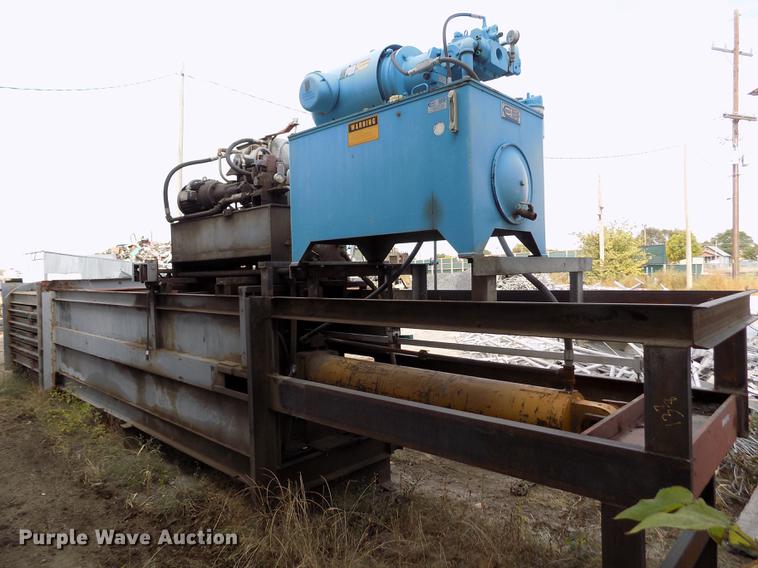 image for item DB9067 Refuse baler
