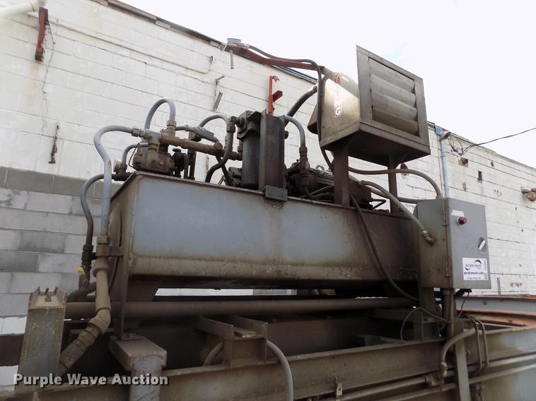 image for item DB9067 Refuse baler