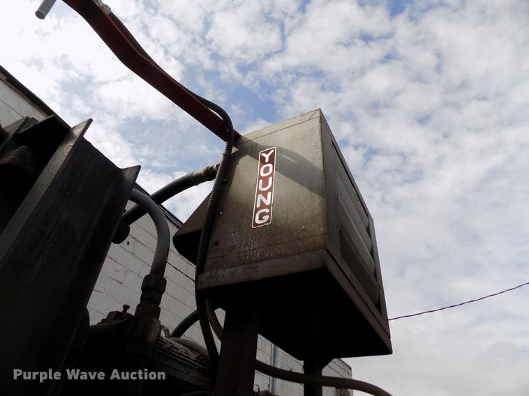 image for item DB9067 Refuse baler