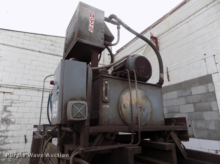 image for item DB9067 Refuse baler