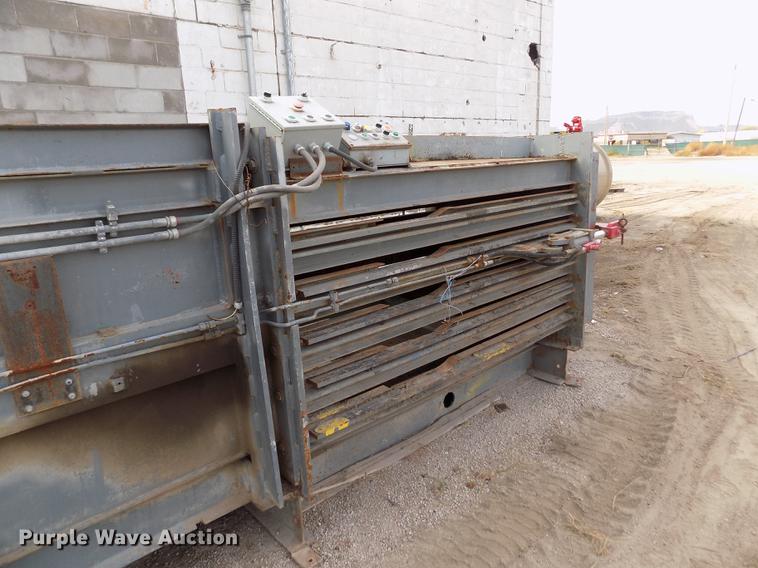 image for item DB9067 Refuse baler