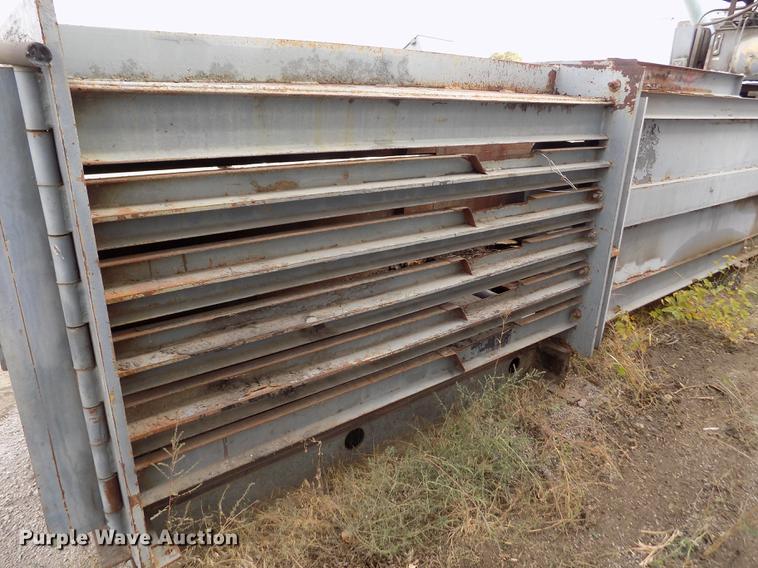 image for item DB9067 Refuse baler