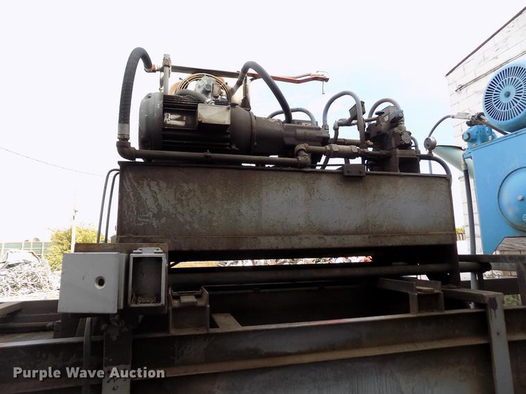 image for item DB9067 Refuse baler