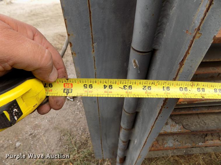 image for item DB9067 Refuse baler