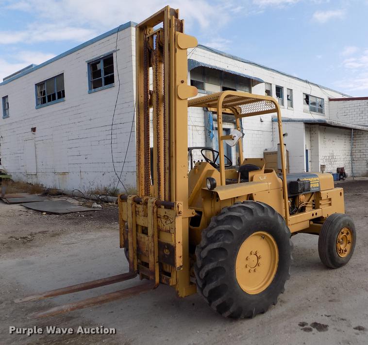 image for item DB9068 Massey-Ferguson MF2500 forklift
