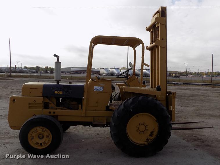 image for item DB9068 Massey-Ferguson MF2500 forklift