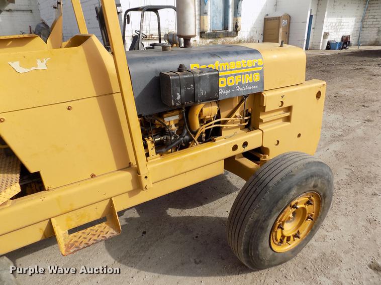 image for item DB9068 Massey-Ferguson MF2500 forklift