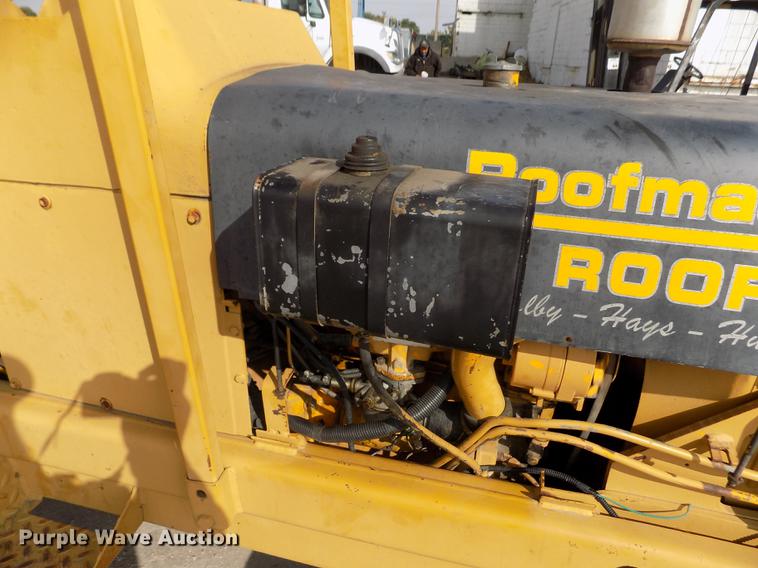 image for item DB9068 Massey-Ferguson MF2500 forklift