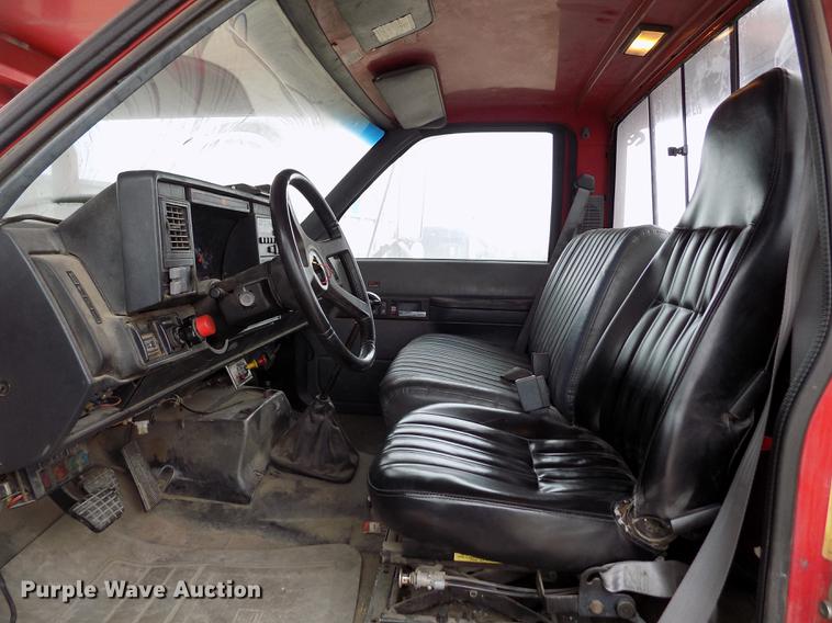 image for item DB9069 1991 GMC TopKick SL rollback truck