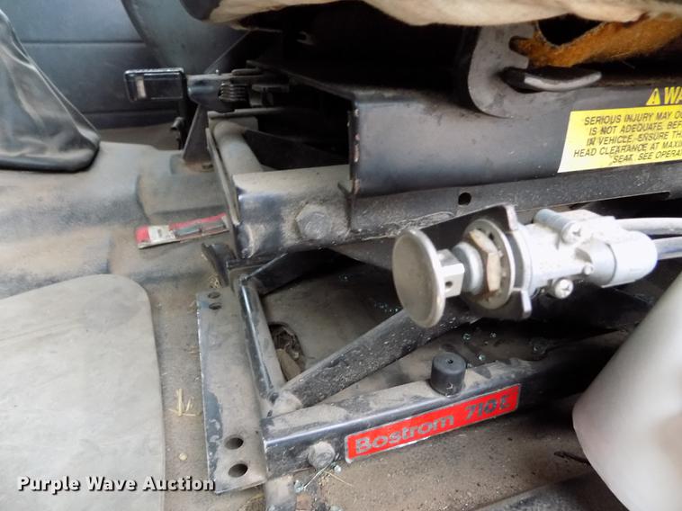 image for item DB9069 1991 GMC TopKick SL rollback truck