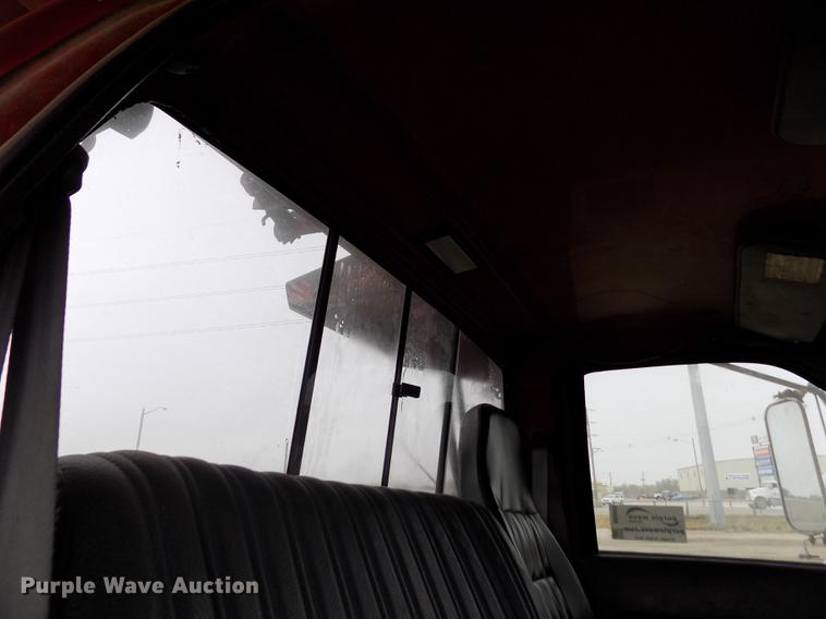 image for item DB9069 1991 GMC TopKick SL rollback truck