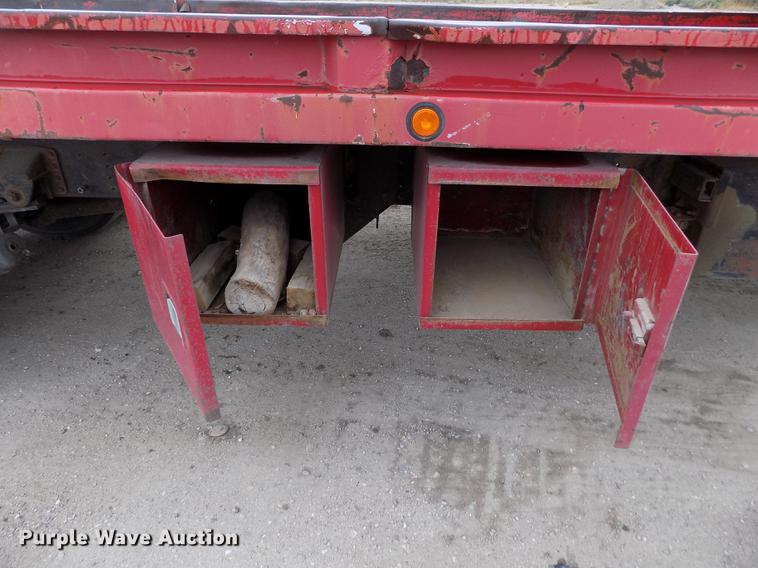 image for item DB9069 1991 GMC TopKick SL rollback truck