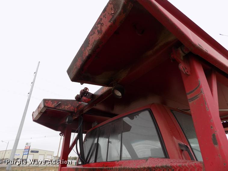 image for item DB9069 1991 GMC TopKick SL rollback truck