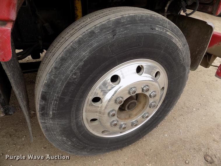 image for item DB9069 1991 GMC TopKick SL rollback truck