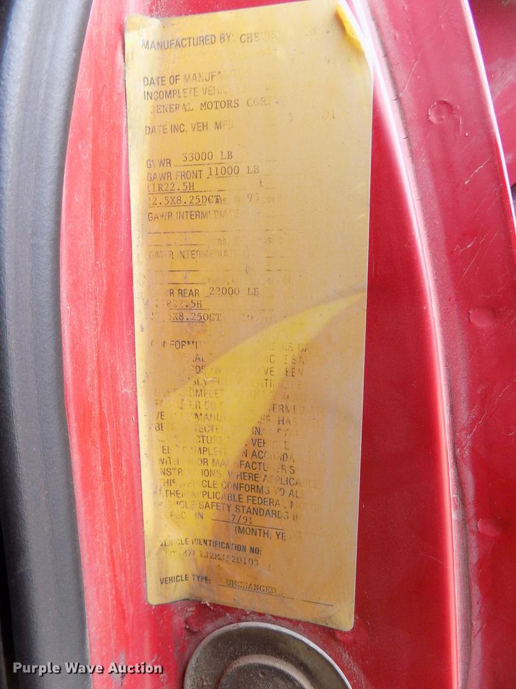 image for item DB9069 1991 GMC TopKick SL rollback truck