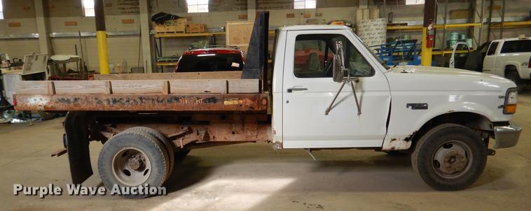 image for item DB9343 1997 Ford F350 XL dump flatbed pickup truck