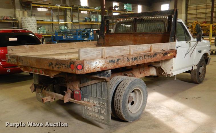 image for item DB9343 1997 Ford F350 XL dump flatbed pickup truck