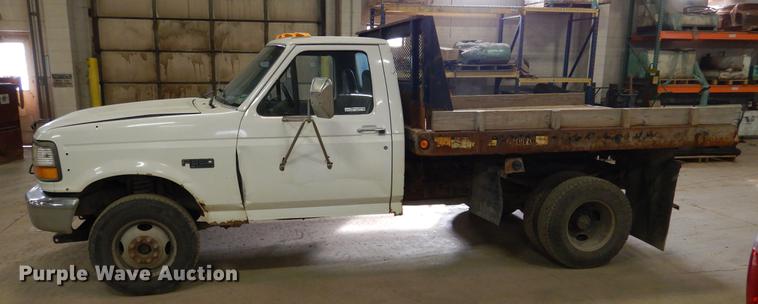 image for item DB9343 1997 Ford F350 XL dump flatbed pickup truck