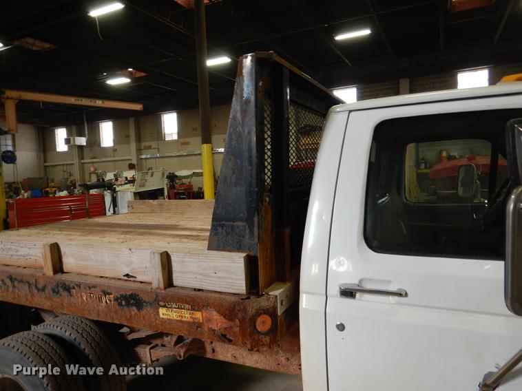image for item DB9343 1997 Ford F350 XL dump flatbed pickup truck