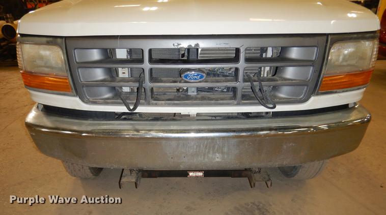 image for item DB9343 1997 Ford F350 XL dump flatbed pickup truck