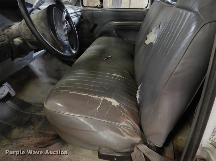 image for item DB9343 1997 Ford F350 XL dump flatbed pickup truck