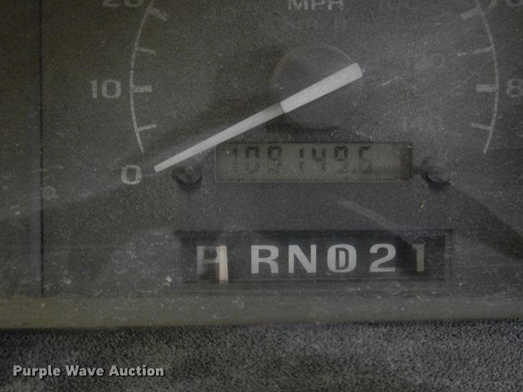 image for item DB9343 1997 Ford F350 XL dump flatbed pickup truck