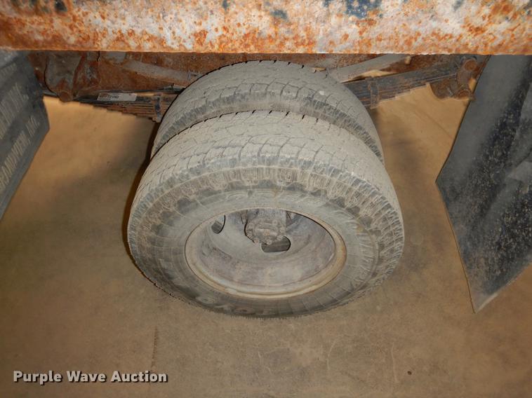 image for item DB9343 1997 Ford F350 XL dump flatbed pickup truck