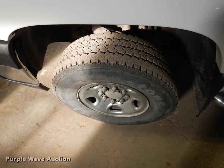 image for item DB9344 2006 Chevrolet Silverado 2500HD LT Ext. Cab pickup truck