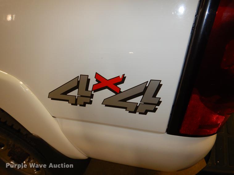 image for item DB9344 2006 Chevrolet Silverado 2500HD LT Ext. Cab pickup truck