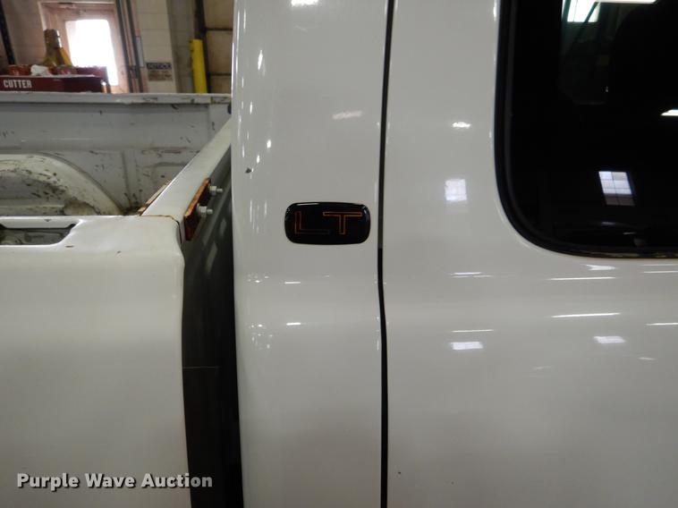 image for item DB9344 2006 Chevrolet Silverado 2500HD LT Ext. Cab pickup truck