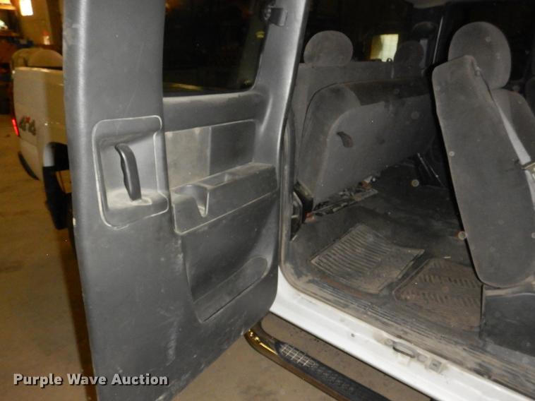 image for item DB9344 2006 Chevrolet Silverado 2500HD LT Ext. Cab pickup truck