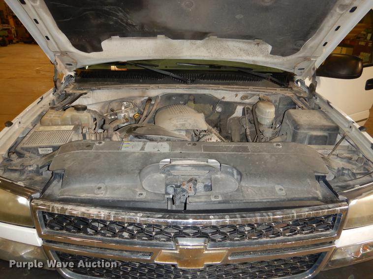 image for item DB9344 2006 Chevrolet Silverado 2500HD LT Ext. Cab pickup truck