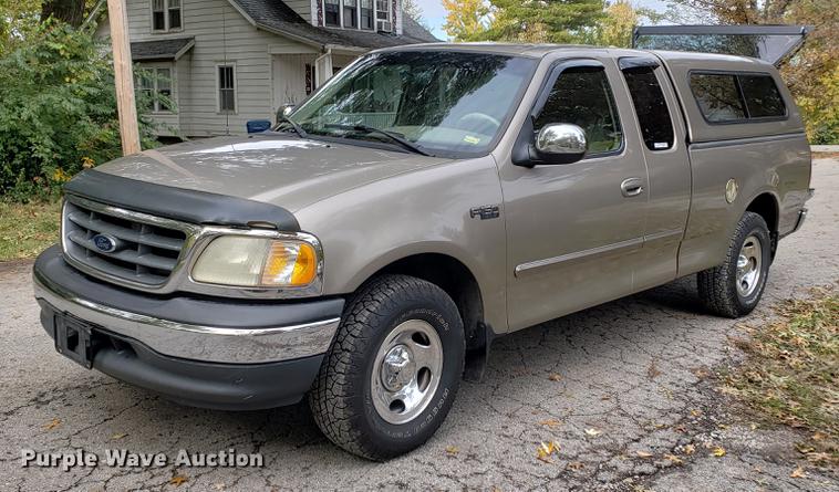 image for item DB9372 2001 Ford F150 SuperCab pickup truck