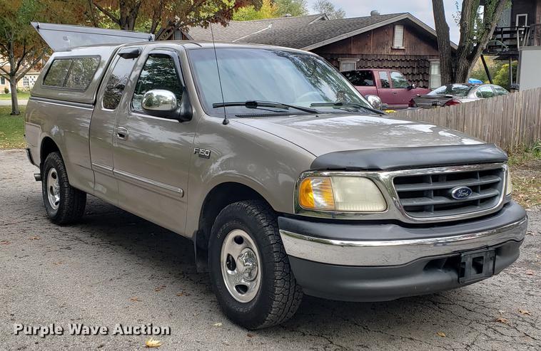 image for item DB9372 2001 Ford F150 SuperCab pickup truck