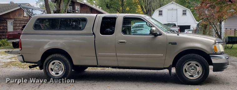 image for item DB9372 2001 Ford F150 SuperCab pickup truck